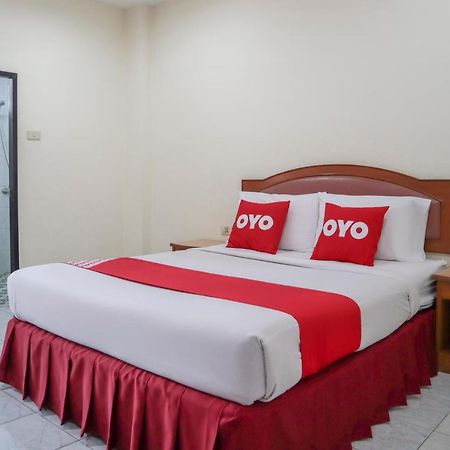 Oyo 747 Suwanna Hotel Краби Экстерьер фото